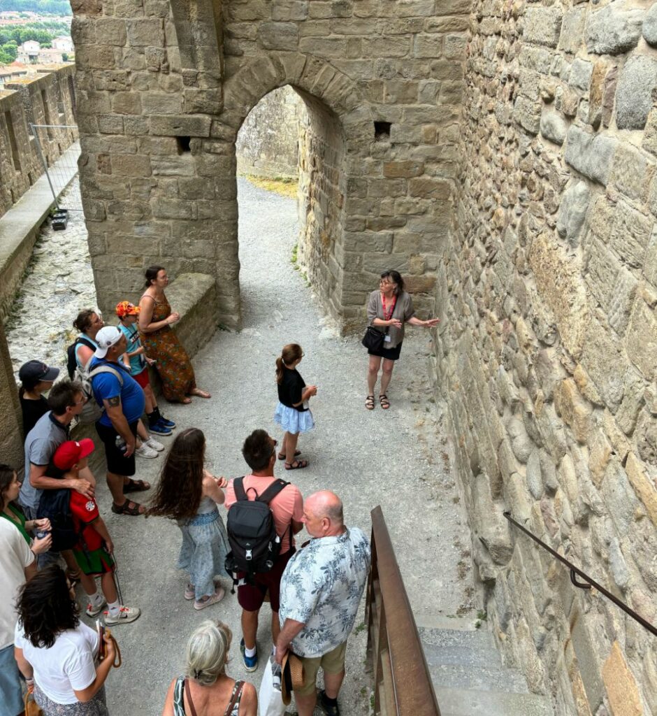 Visite-guidée-Cité-&-Musée-Inquisition-Carcassonne2@2x