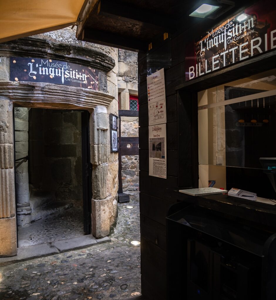 visite_musee_inquisition_visite_en_autonomie@2x